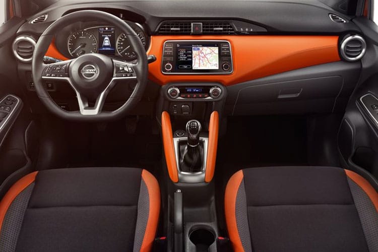 3976627 90kW Advance 40kWh 5dr Auto