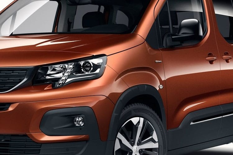 3867279 100kW Allure 52kWh 5dr Auto