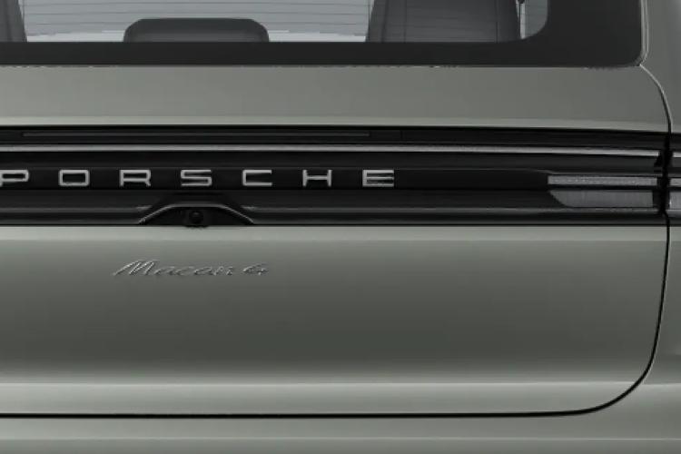 3867242 265kW 100kWh 5dr Auto