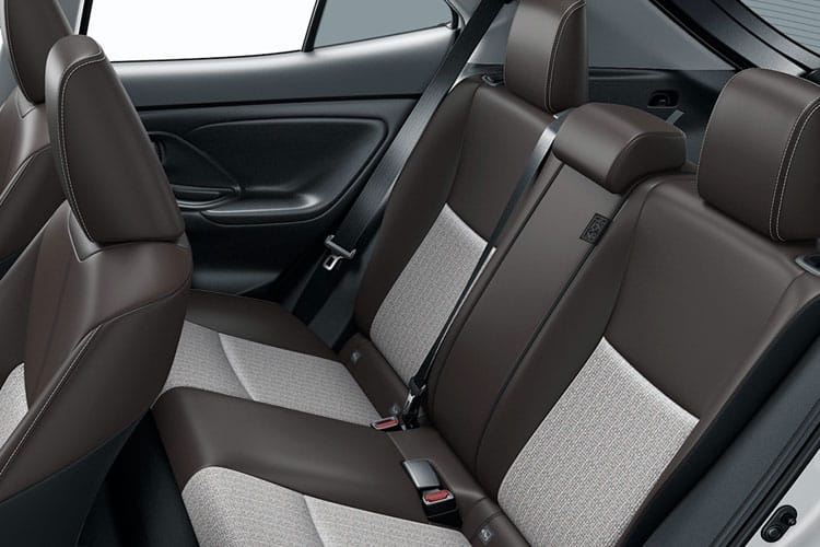 3812971 1.5 Hybrid 130 GR Sport 5dr CVT