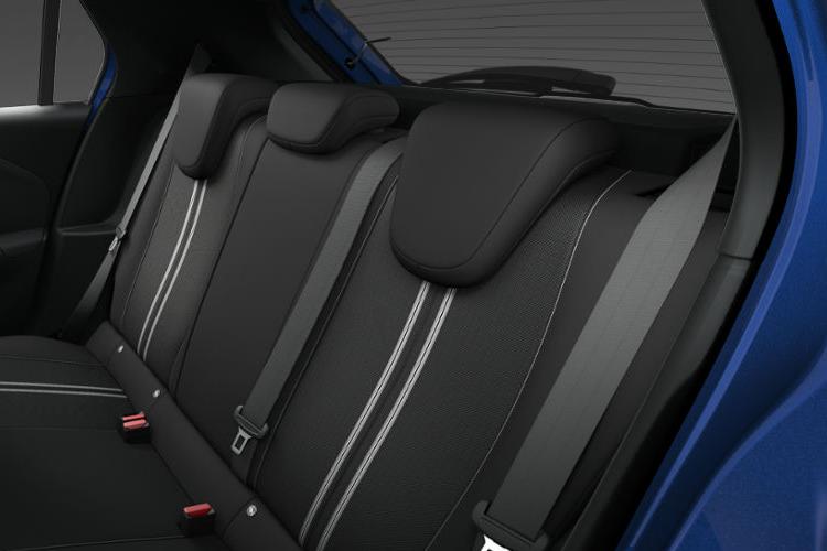 3979075 100kW Yes 50kWh 5dr Auto