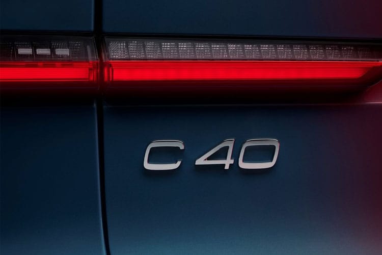 2250421 170kW Recharge Core 69kWh 5dr Auto