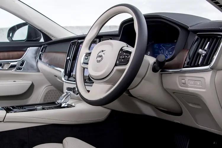 3979126 2.0 T8 RC PHEV [455] Plus Dark 4dr AWD Auto