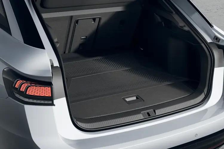 3942786 210kW Match Pro Plus 77kWh 5dr Auto [Int+Ext+ Pan]