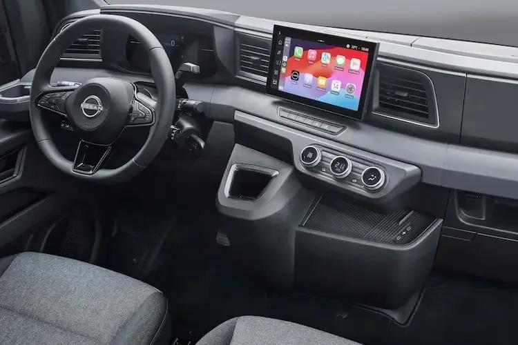 3979566 2.0 dci 170ps Acenta Low Floor Luton Van