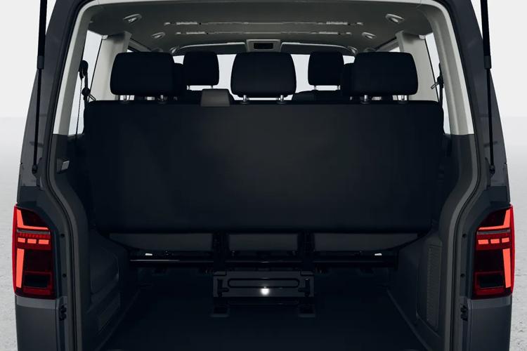 3979676 160kW 83kWh Minibus Style Auto